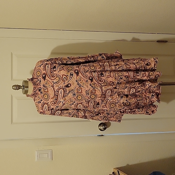 Code X Mode Light Pink Paisley Dress - Picture 1 of 3